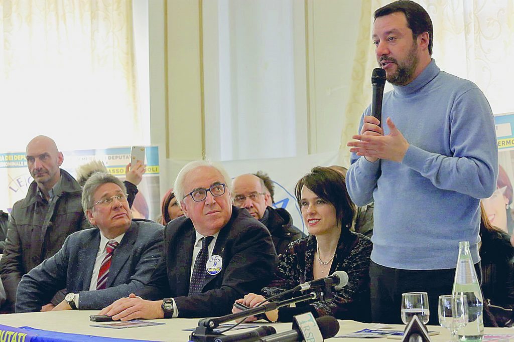 Scontro sui migranti, «Bregantini preghi di più»