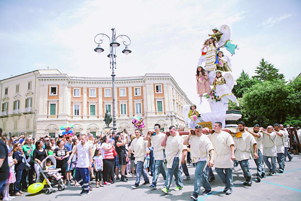 Sfilata degli ingegni a Campobasso, l’elenco e gli orari delle strade chiuse
