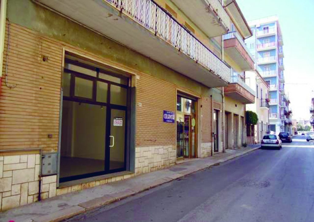 Termoli, tentano di entrare in casa fingendo di essere medici