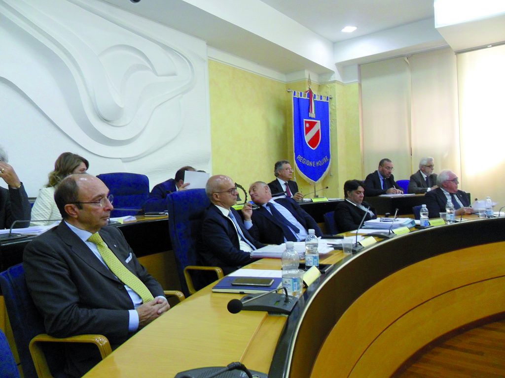 TERREMOTO A PALAZZO VITALE, TOMA HA AZZERATO LA GIUNTA