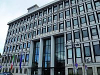 Atti sessuali sui bimbi delle elementari, chiesti otto anni per l’ex bidello di Petacciato