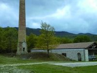 Montefalcone, la ciminiera dell’ex fornace è pericolante