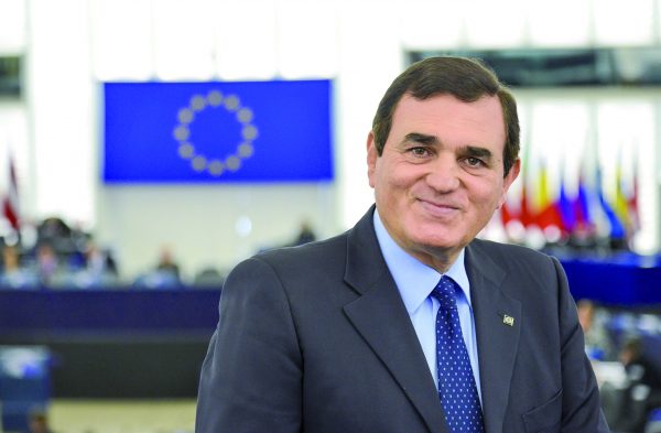 Patriciello sostiene Toma: necessario un piano straordinario