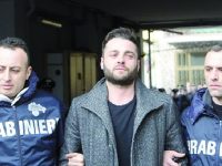 Ai domiciliari a Macchia d’Isernia, si pente il casalese Walter Schiavone