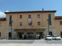 Isernia, senza permesso sul posto dei disabili: rom dà di matto e aggredisce un 61enne