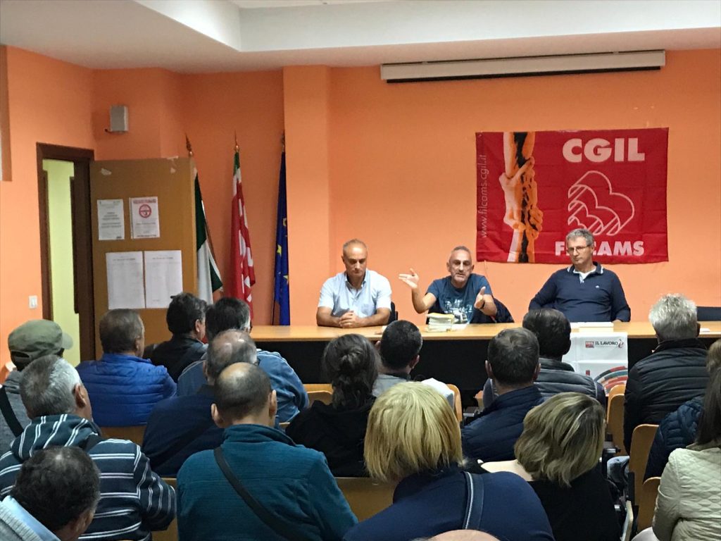 La filiera avicola non trova pace, nuovo presidio degli operai Gam