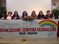 Venafro, costretta da sola a badare a due figli disabili. Di Filippo: «Chi può, aiuti questa famiglia»