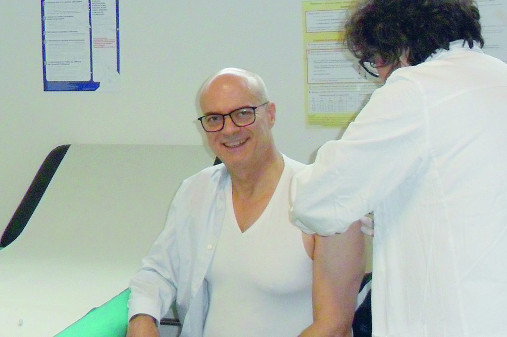 Senza commissario, ma prima nell’anagrafe vaccinale