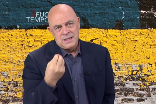 Abusivimo, il graffio di Crozza: il Molise al Catasto non esiste…