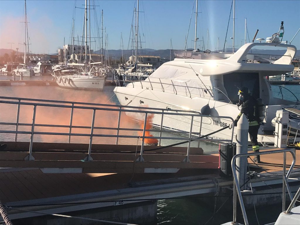 Incendio al porto turistico di Termoli, ma è una simulazione
