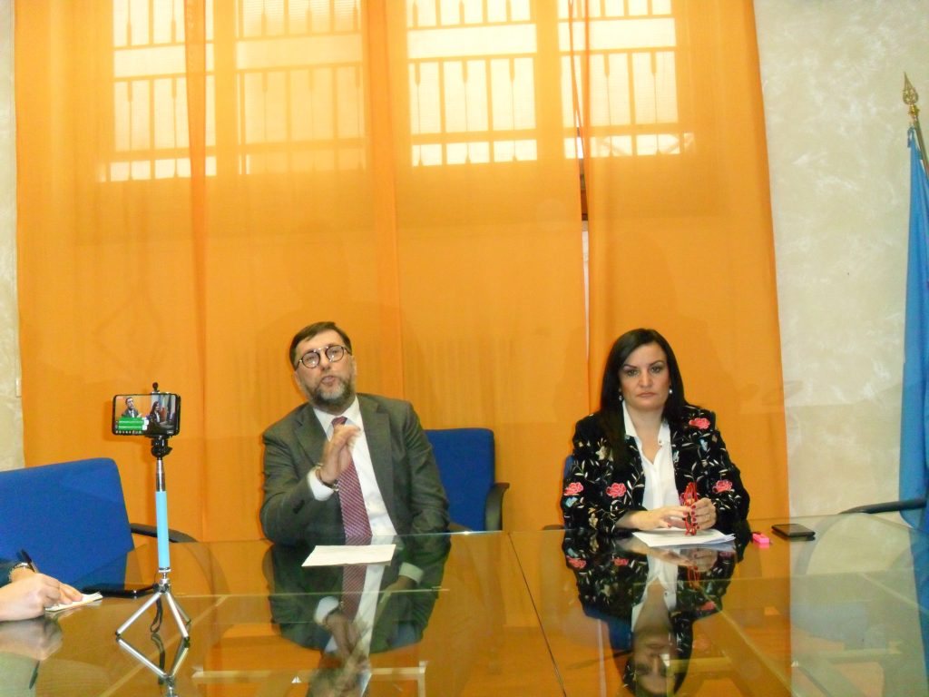 Governo Toma, ‘j’accuse’ del Pd «Spot e “annuncite” acuta, stanno navigando a vista»