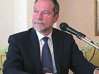 Diatriba al capolinea, i migranti presto nell’edificio di Pescolanciano