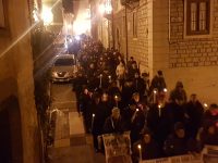 Ad Agnone il gelo non ferma la marcia silenziosa per le aree interne, politici assenti