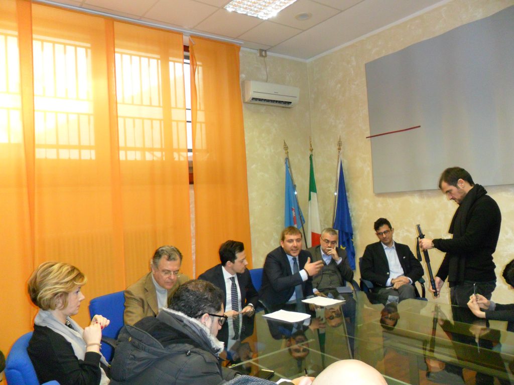 I 5 Stelle affondano: giunta in balia di guerre fratricide che pagheranno i molisani