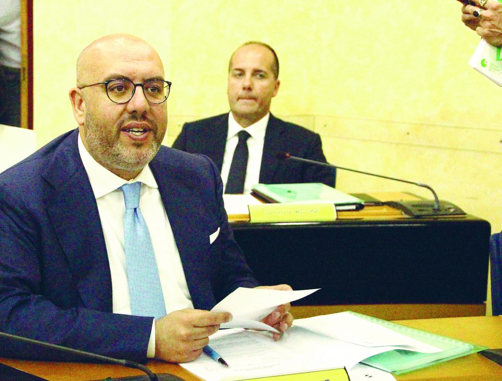 Declassamento questura, l’ira del centrodestra contro i 5s