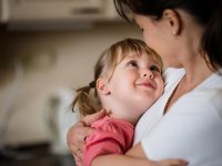 Isernia, stanziati i contributi in favore delle mamme single in difficoltà