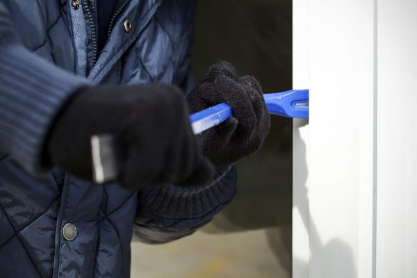 Furti a raffica nell’area industriale di Carpinone, indagini a tutto campo