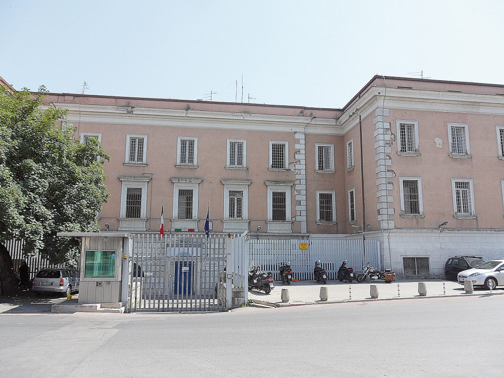 Campobasso, picchia la madre mentre sconta la pena in comunità: arrestato