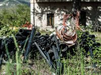 Isernia, degrado nel parco dell’Acqua sulfurea: esplode la protesta