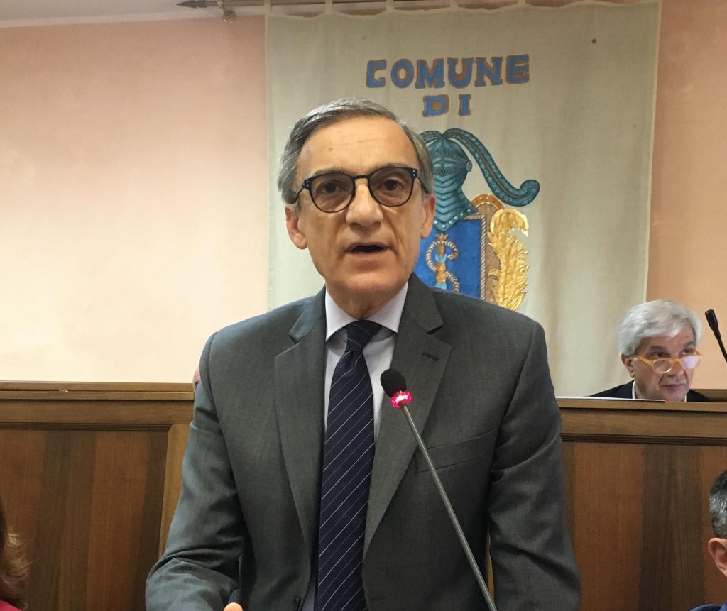 Isernia, deleghe agli assessori: il sindaco prende tempo