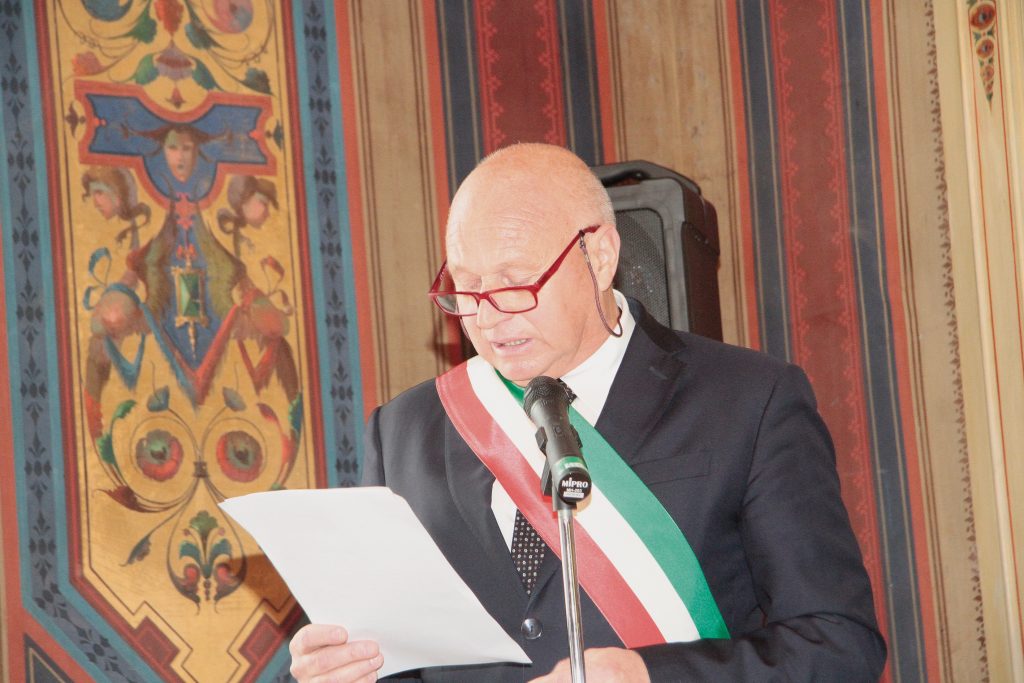 Bando Periferie congelato, Battista attacca: dal premier Conte nessuna risposta