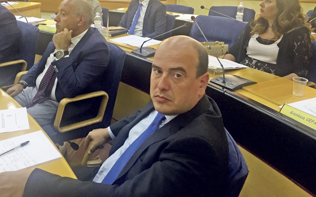 Aviosuperficie, D’Egidio corregge la rotta: priorità al sistema viario