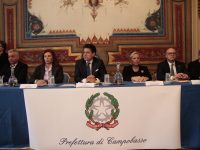 Contratto, autonomia e sanità: «L’avvocato del popolo difenda il Sud»