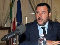 Il Viminale taglia i fondi ai Comuni, Salvini ha 30 giorni per spiegare perché