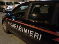 Inseguiti dai Carabinieri si schiantano in pieno centro a Isernia