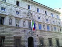 Campobasso, hanno gli stessi voti ma uno dei due viene bocciato: riammesso il gemello respinto