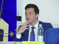 Bilancio bocciato e tasse alle stelle, ennesimo scontro fra Greco e Toma