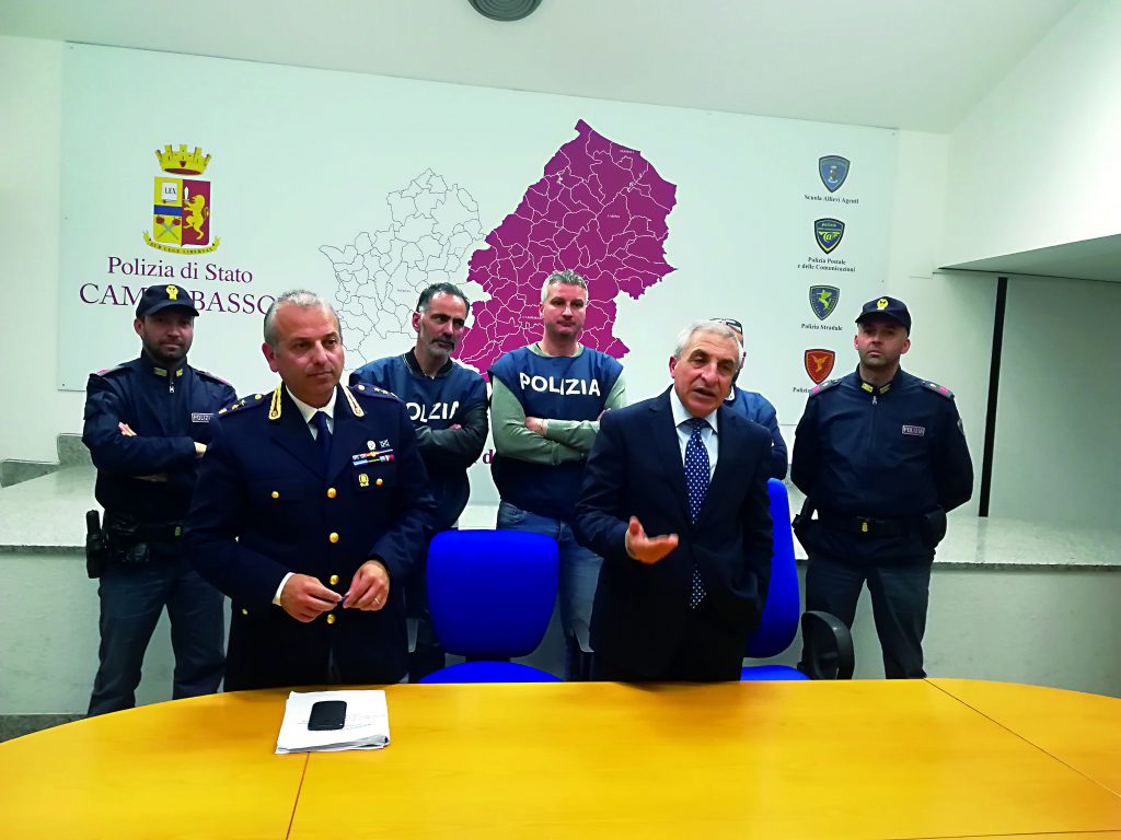 Importavano auto evadendo Iva e tasse, chiuse le indagini