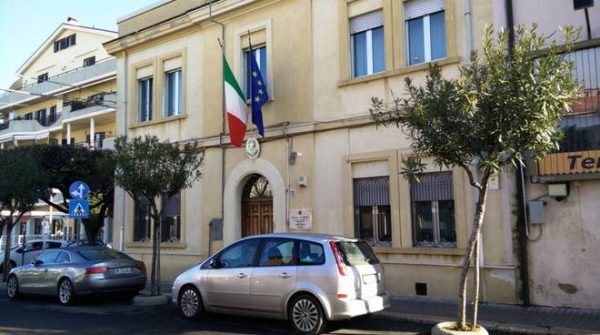 Montenero di Bisaccia, percepiva reddito di cittadinanza e disoccupazione lavorando in nero