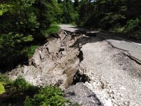 Dissesto annunciato, in Alto Molise spezzata in due un’altra strada interpoderale