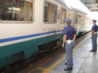 Da Napoli a Campobasso con addosso 7 grammi di hashish, 23enne pakistano denunciato