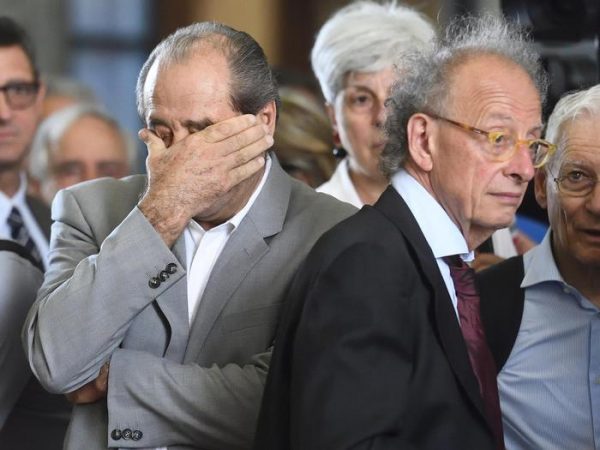 Di Pietro rimette la toga per l’ultimo saluto a Borrelli