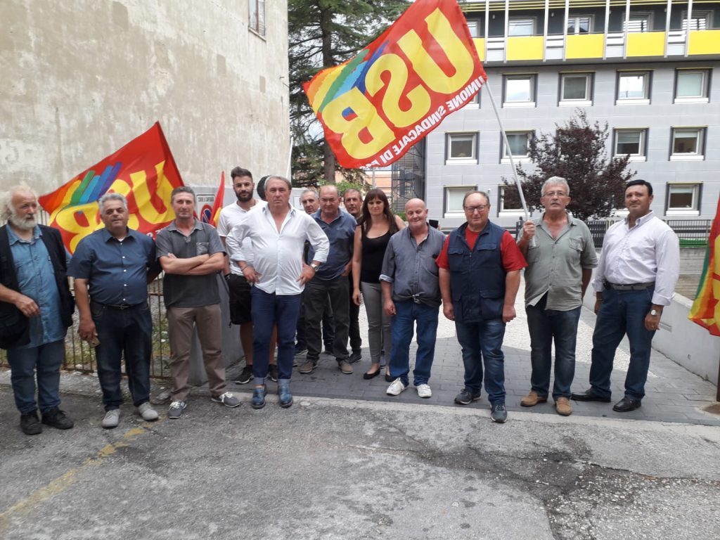 Senza risposte né disoccupazione, scatta il presidio dei forestali