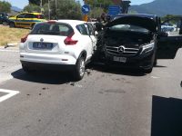 Roccaravindola, violento scontro tra un pulmino e un crossover: ferite mamma e figlia