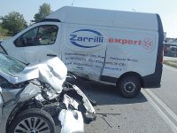 Auto contro furgone sulla statale 87, bimbo di otto anni trasferito al Gemelli