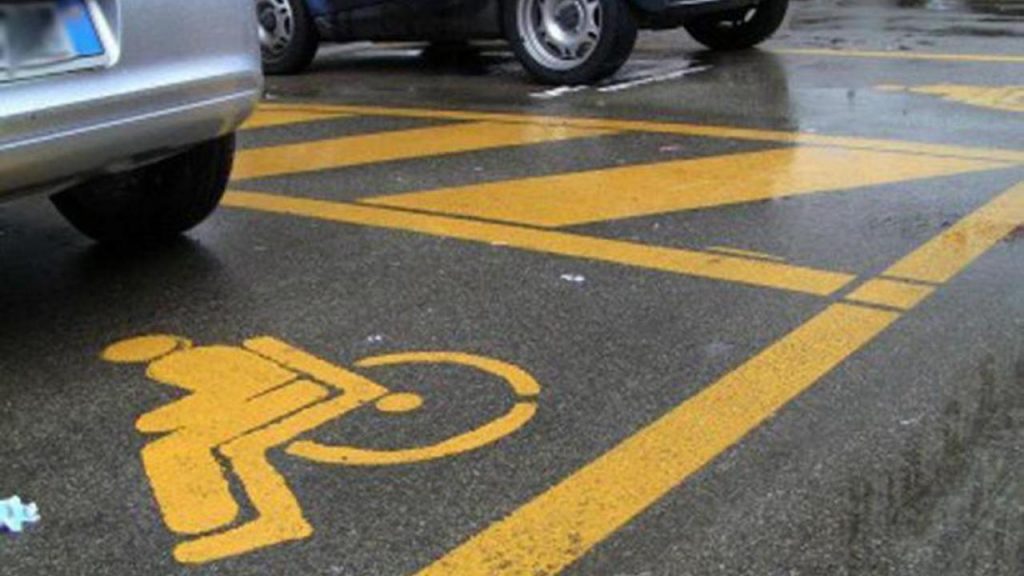 Isernia, niente stalli blu gratuiti per le le persone disabili
