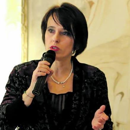 Centrodestra, Aida si riscopre salviniana: «Nomine in segretezza e poi si chiede unità: meglio tornare al voto anche qui»