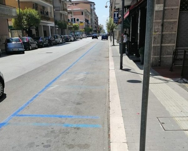 Isernia, ‘no’ alla soste blu: sit-in di protesta in Prefettura