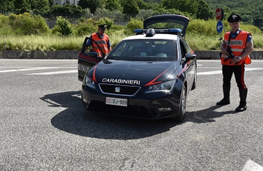 A spasso con la droga in tasca: incastrato ad Isernia un baby-spacciatore