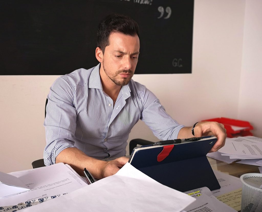 Greco ‘ingoia’ l’accordo coi dem: «Ma lo faccio con grande fatica»