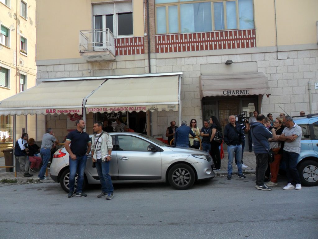 Profilazione al via da lunedì, pressing sul Mise per il tavolo: domani la Gam dal prefetto