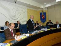 Piano del turismo, maggioranza risicata: Iorio e Aida ancora a braccetto con 5 stelle e Pd