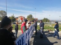 Strada occupata e tensione, vertenza sanità in Consiglio