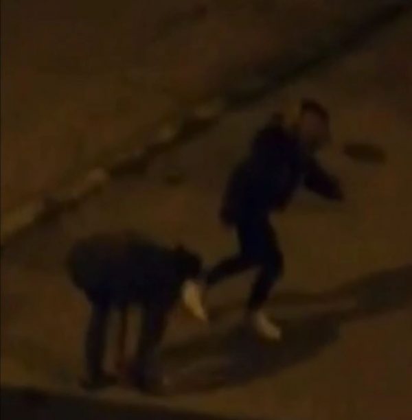 Campobasso, picchia e trascina per strada la ragazza: il video fa il giro del web