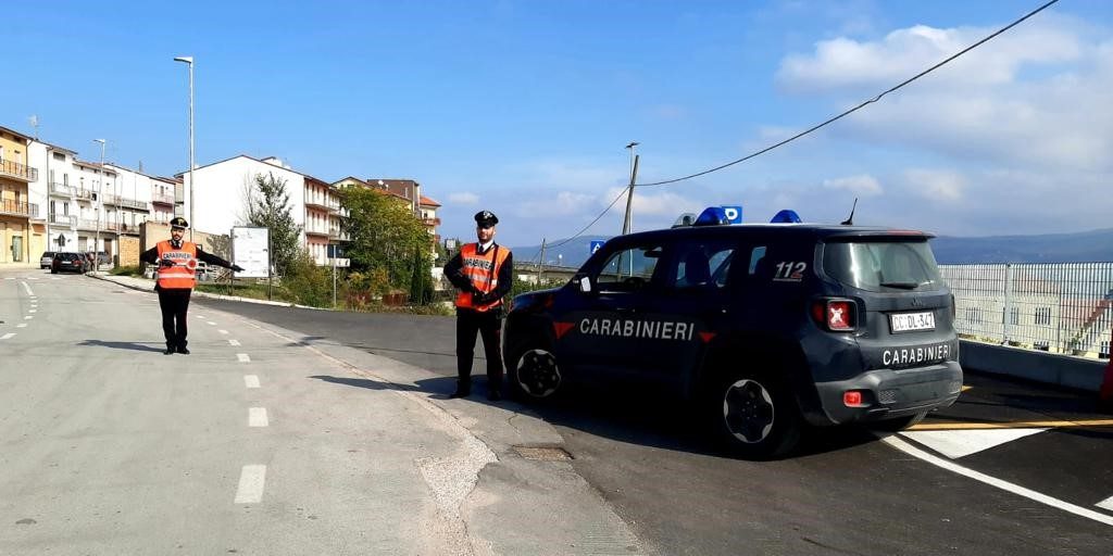 San Giuliano del Sannio, blitz dei Carabinieri al bar durante la partita: il decoder ‘pirata’ tradisce il titolare