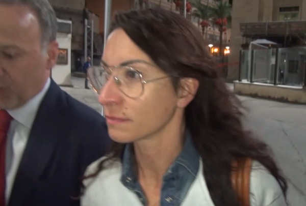 Caso Nicosia, Giusy braccata dalle Iene che poi litigano con il papà